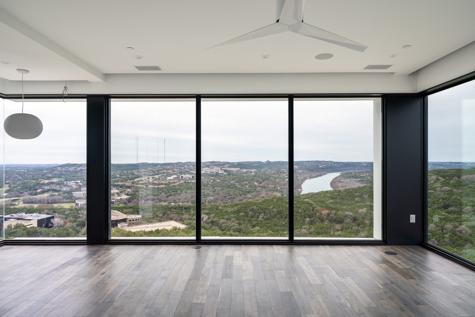 Corner glazing